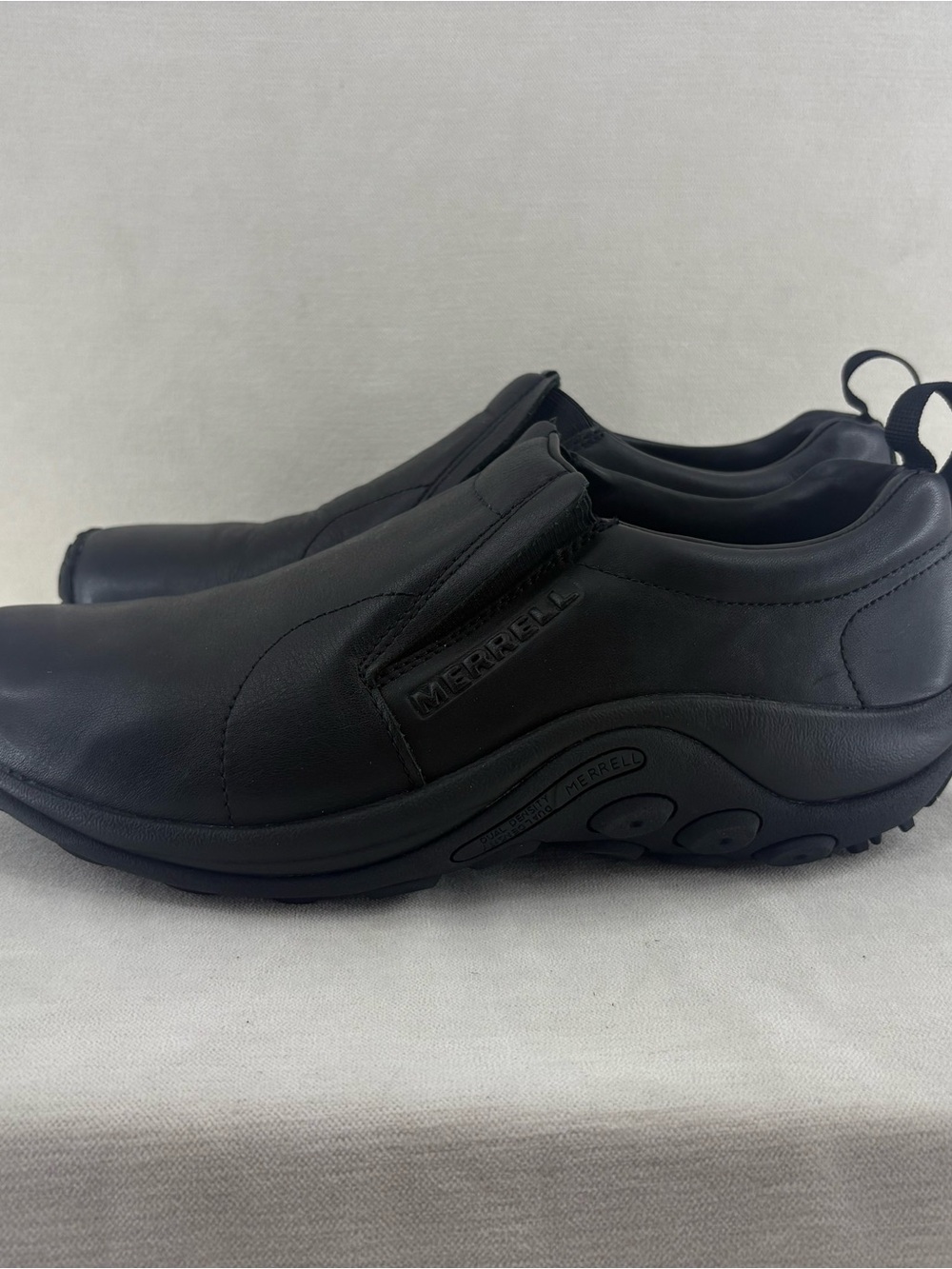 Merrell Jungle moc 2 Men's Black Slip-On Leather Loafers size 8.5W/42 NEW
